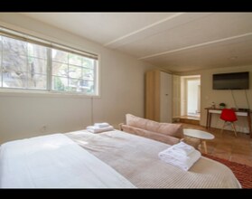 1594 Manning Ave, Unit 1594.5 in Los Angeles, CA - Foto de edificio - Building Photo