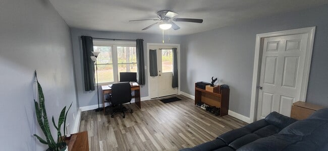 3696 S Leonard Springs Rd, Unit 3696