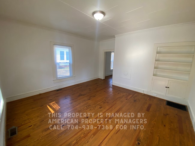 605 E 10th St in Kannapolis, NC - Building Photo - Building Photo