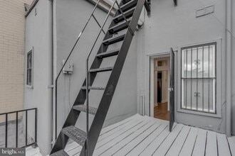 1113 N Calvert St in Baltimore, MD - Building Photo - Building Photo