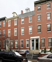 1527 Green St in Philadelphia, PA - Building Photo