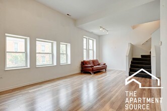 2700 W North Ave in Chicago, IL - Building Photo - Building Photo