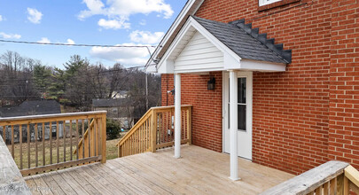 203 S Elm Grove Ave in Bardstown, KY - Building Photo - Building Photo