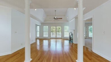 1519 Kensington Dr in Murfreesboro, TN - Foto de edificio - Building Photo