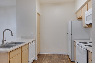 Oasis at Mesa Palms Retirement Community in Mesa, AZ - Foto de edificio - Interior Photo