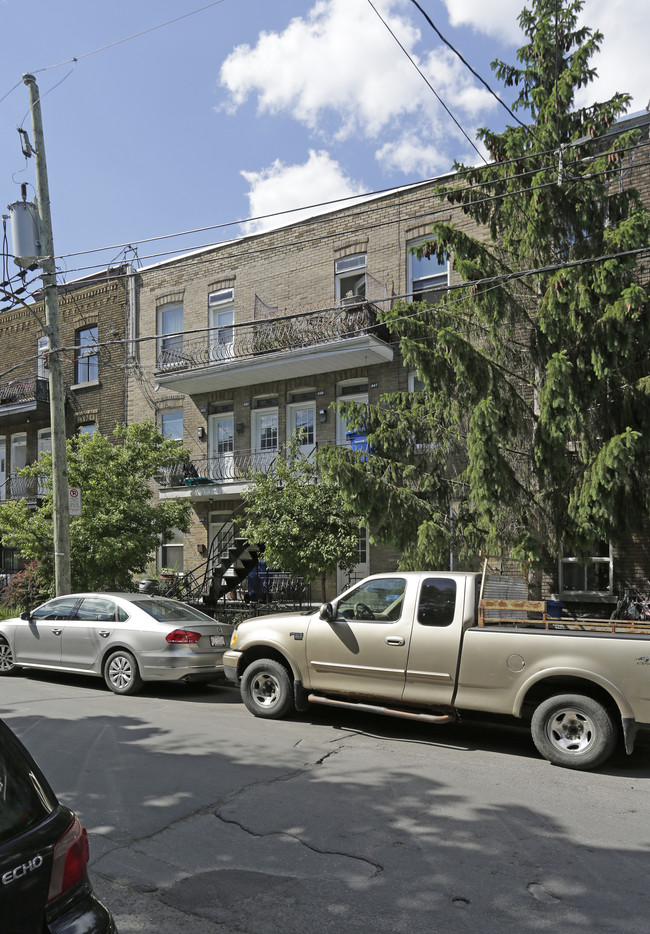 445-454 2e in Montréal, QC - Building Photo - Primary Photo