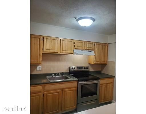 55 Elmwood Park-Unit -Apt 9K in Quincy, MA - Foto de edificio