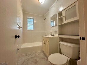 6 Hillside Ave in Nutley, NJ - Building Photo - Building Photo