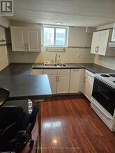 32 Belgravia Ave in Toronto, ON - Building Photo - Building Photo