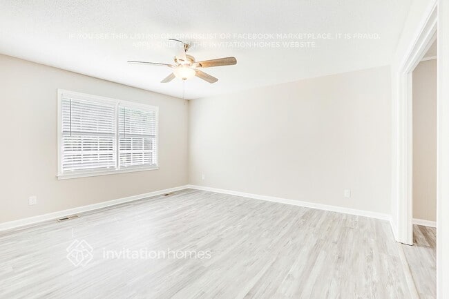 394 Rays Rd in Stone Mountain, GA - Building Photo - Building Photo