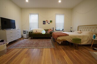 550 Massachusetts Ave, Unit 2 in Boston, MA - Building Photo - Building Photo