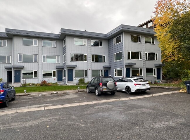 831 P St in Anchorage, AK - Building Photo - Building Photo