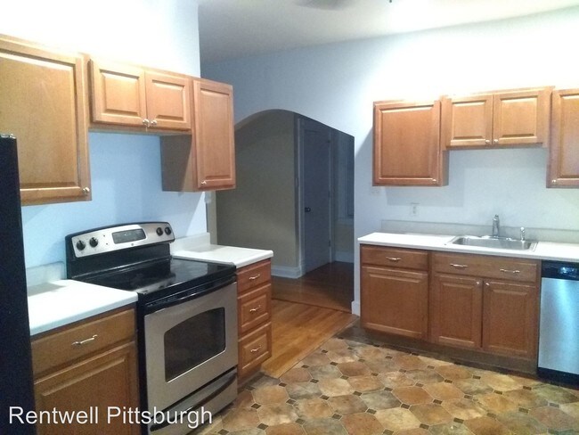 67 Beltzhoover Ave in Pittsburgh, PA - Building Photo - Building Photo