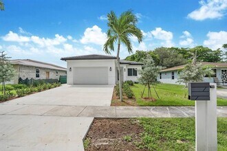 2962 NW 10th Ct in Fort Lauderdale, FL - Building Photo - Building Photo