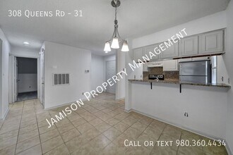 308 Queens Rd in Charlotte, NC - Building Photo - Building Photo