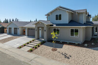 40 Adler Cir in Sacramento, CA - Foto de edificio - Building Photo