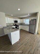 1112 Howell St in Archbald, PA - Building Photo - Building Photo