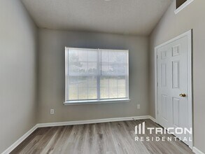 805 Marcus Ln in Hampton, GA - Building Photo - Building Photo