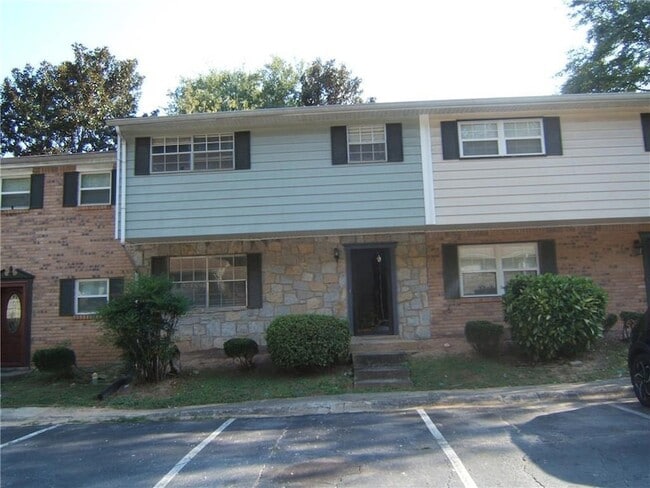 property at 4701 Flat Shoals Rd