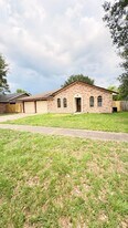 21514 Greenham Dr in Spring, TX - Building Photo