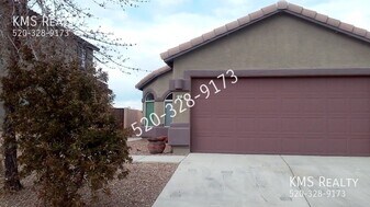 722 W Calle Marojo in Sahuarita, AZ - Building Photo