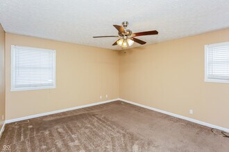 3735 Crickwood Dr in Indianapolis, IN - Building Photo - Building Photo