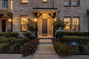 8168 Foraker St in Frisco, TX - Building Photo