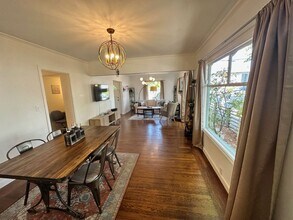 1539-1541 E 38th St in Oakland, CA - Building Photo - Building Photo