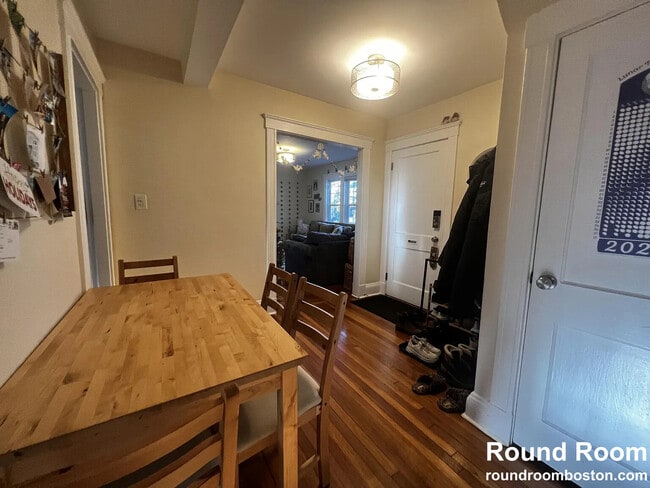 24 Ridgemont St, Unit 2