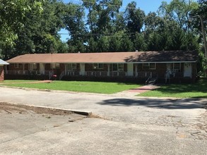 Walker Street Apartments in Jackson, GA - Building Photo - Building Photo