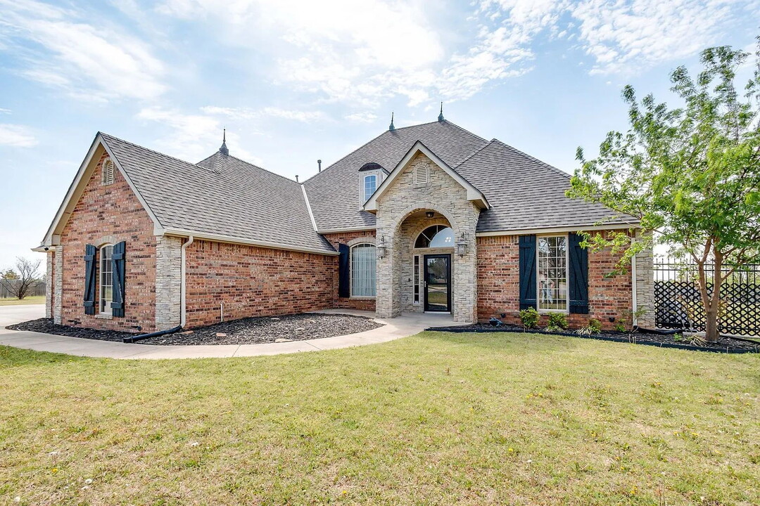 6400 SE 161st Ct in Oklahoma City, OK - Foto de edificio