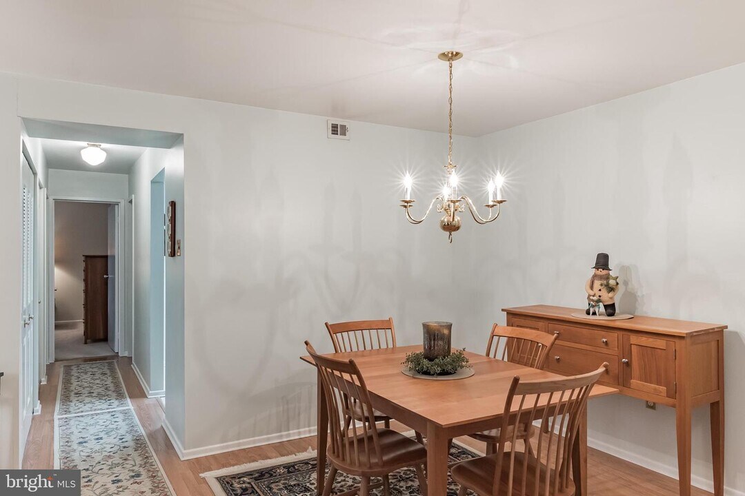 2572 Riva Rd-Unit -21B in Annapolis, MD - Building Photo