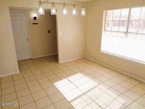 309 Turnstone Dr in El Paso, TX - Building Photo - Building Photo