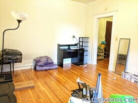 17-19 Washington St., Unit 407 in Malden, MA - Building Photo