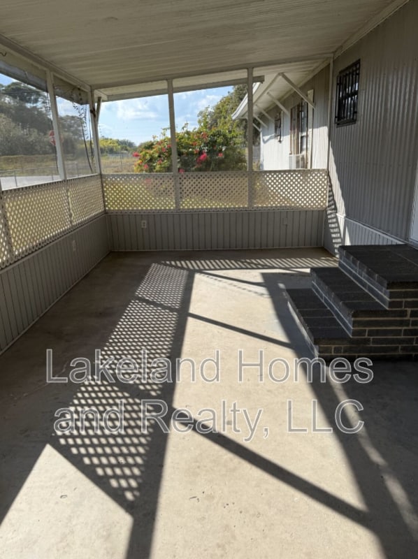 2906 Rossi Ln in Lakeland, FL - Building Photo - Building Photo