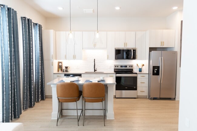 District on the Etowah Apartments