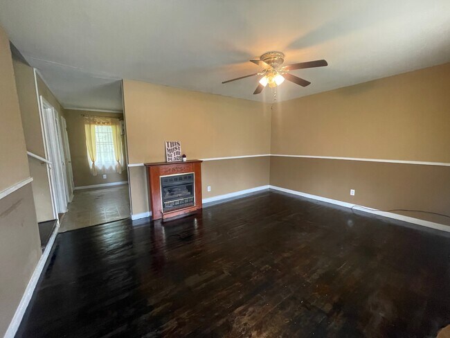 3614 SW Cerro Vista St in Huntsville, AL - Building Photo - Building Photo