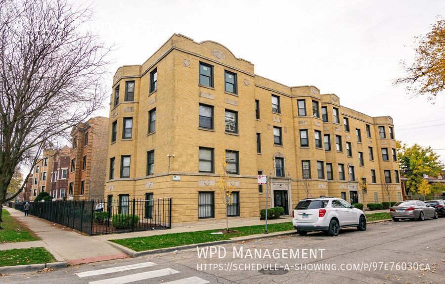 8311 S Paulina St in Chicago, IL - Building Photo