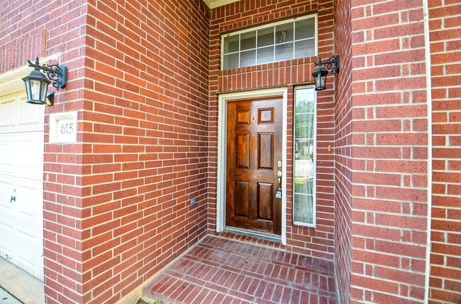 615 Mosman Ct in Houston, TX - Building Photo - Building Photo