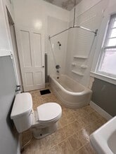 300 S Washington St, Unit C in Hagerstown, IN - Building Photo - Building Photo
