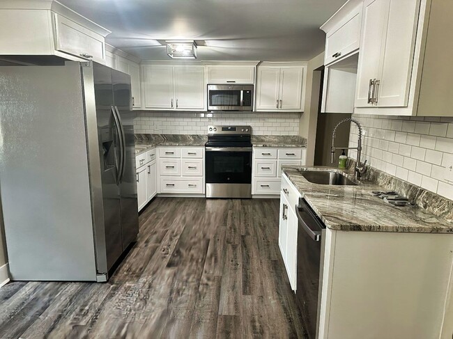 235 N Northington St in Prattville, AL - Building Photo - Building Photo