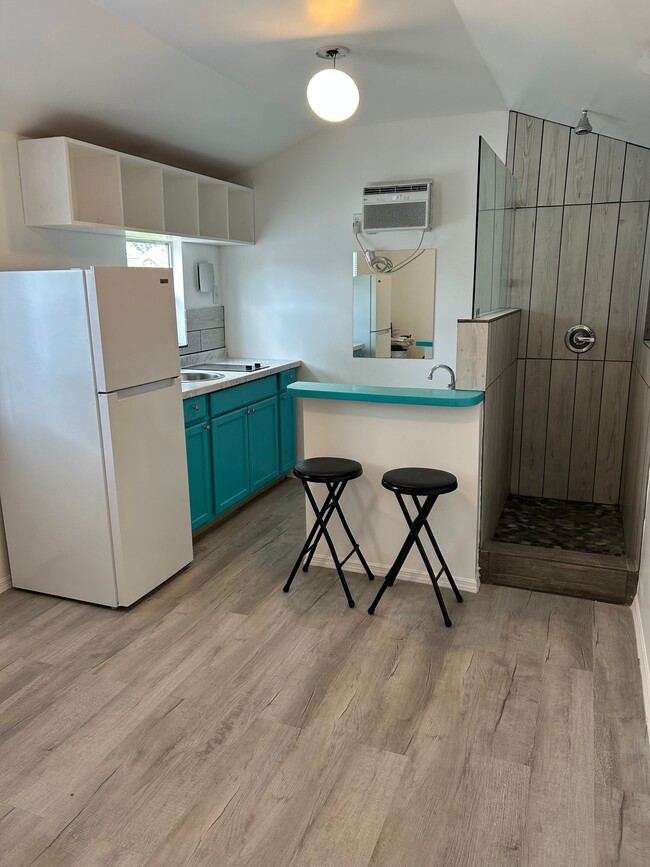 property at 1709 Furey Dr