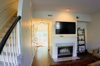 3305 Golf Club Ln in Nashville, TN - Foto de edificio - Building Photo