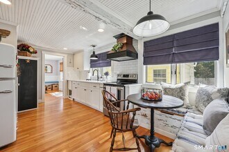 899 Ocean Ave in New London, CT - Building Photo - Building Photo