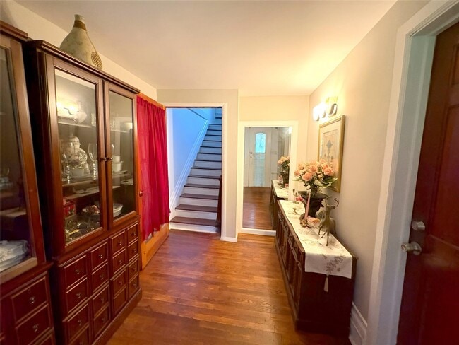 1492 E Main St in Shrub Oak, NY - Building Photo - Building Photo