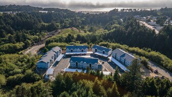 Wyndhaven Ridge in Newport, OR - Building Photo