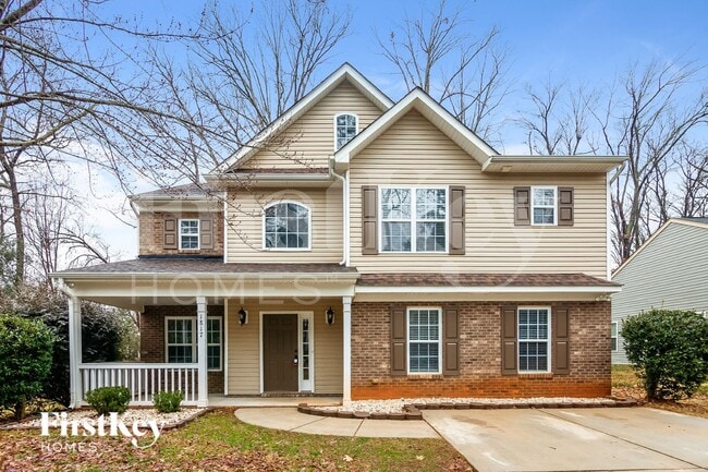 property at 1817 Elizabeth Oaks Ave