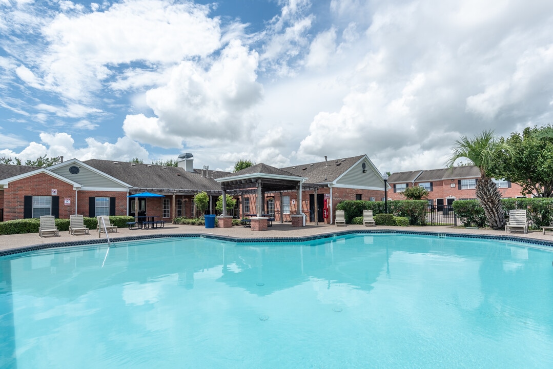 Retreat at Texas City in Texas City, TX - Foto de edificio