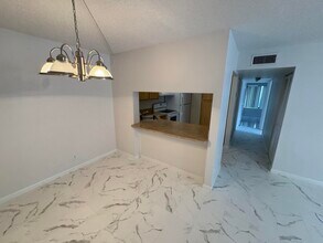 1111 Green Pine Blvd in West Palm Beach, FL - Building Photo - Building Photo