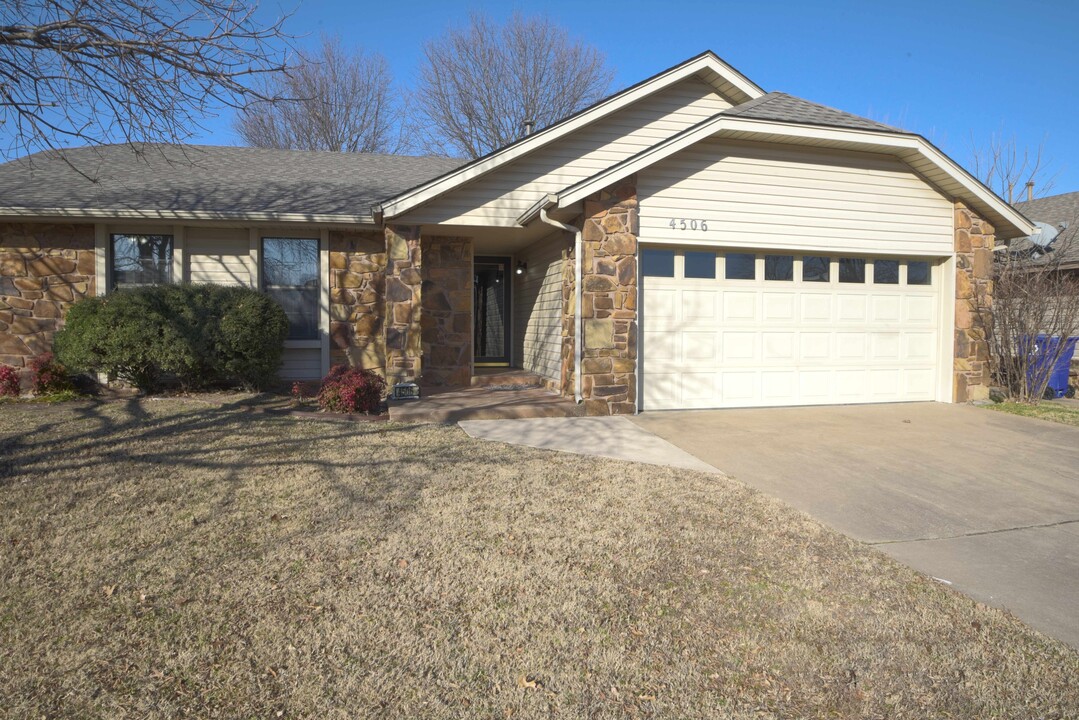 4506 W Lansing Pl in Broken Arrow, OK - Building Photo